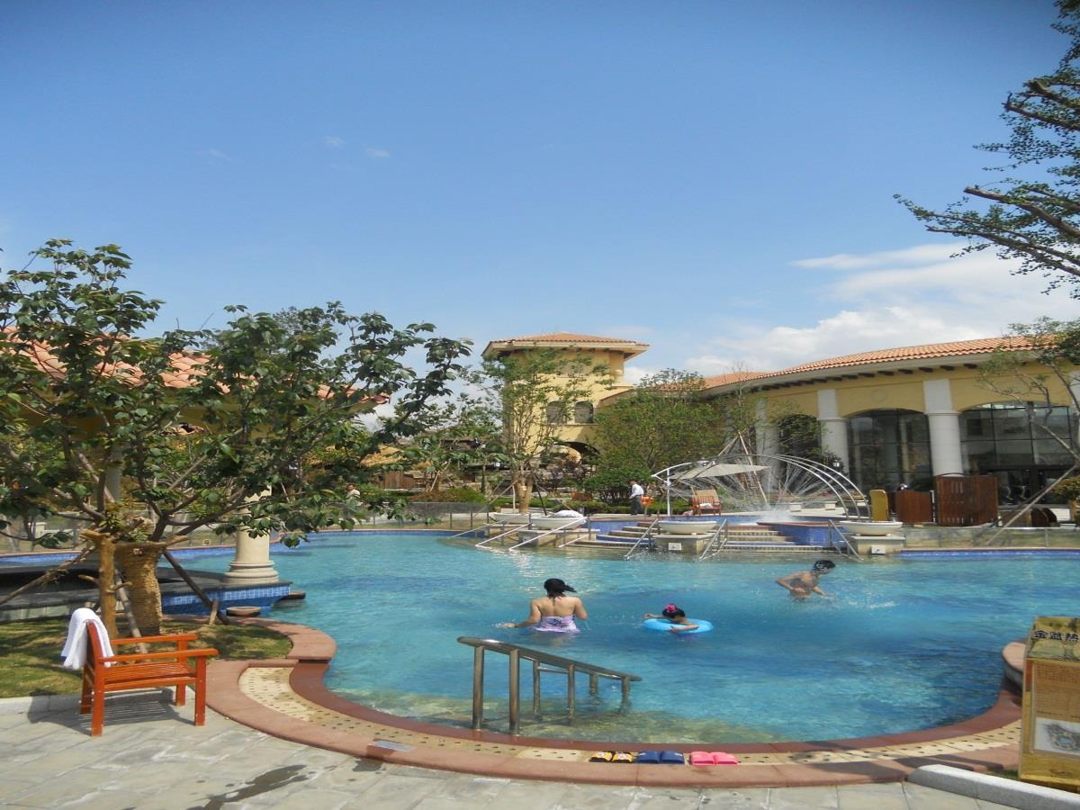 Q And X Hot Spring Resort Qingdao Eksteriør bilde